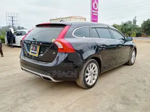 Volvo V60 2015 Black