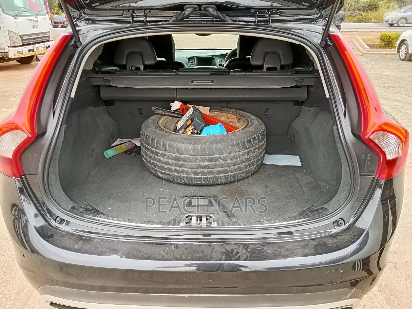 Volvo V60 2015 Black