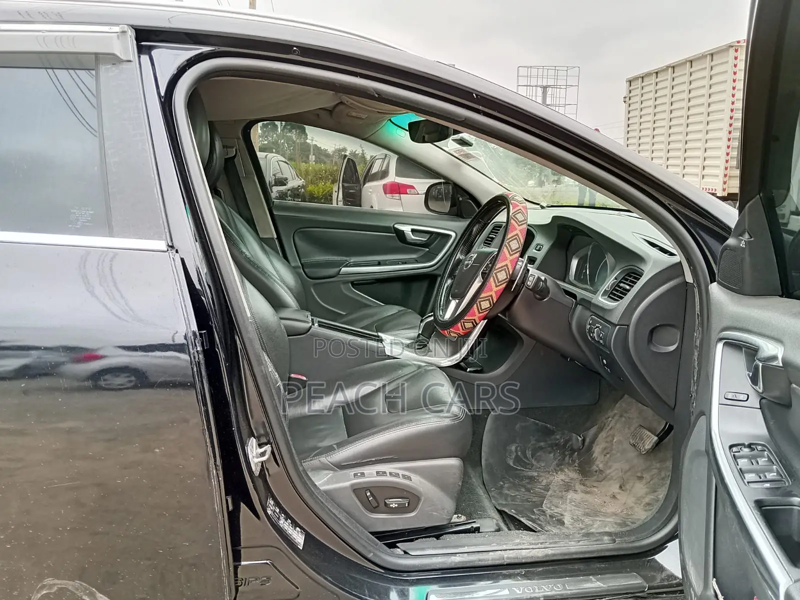 Volvo V60 2015 Black
