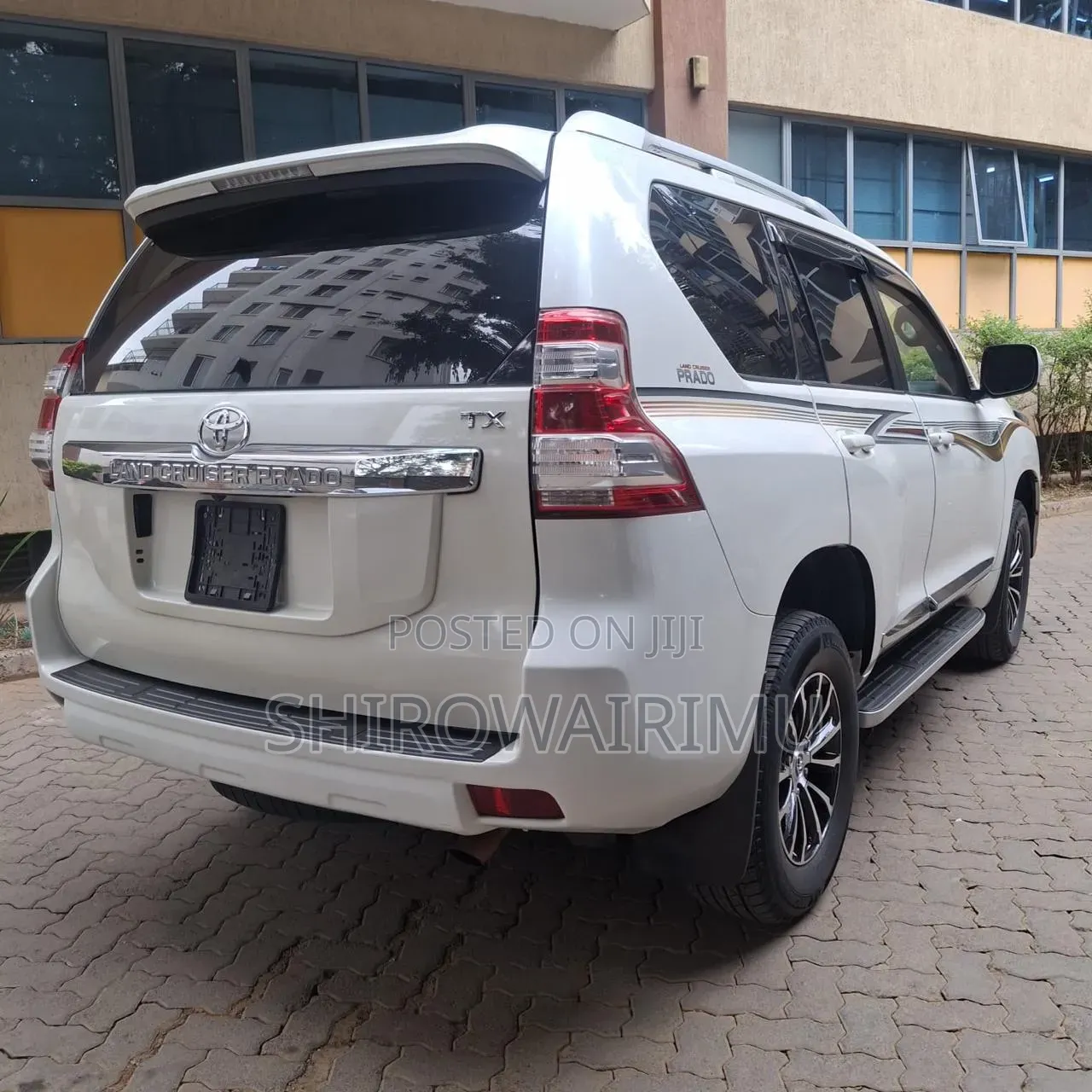 Toyota Land Cruiser Prado 2018 Off white