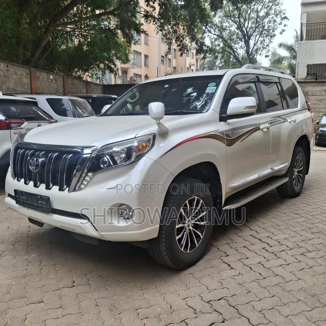 Toyota Land Cruiser Prado 2018 Off white