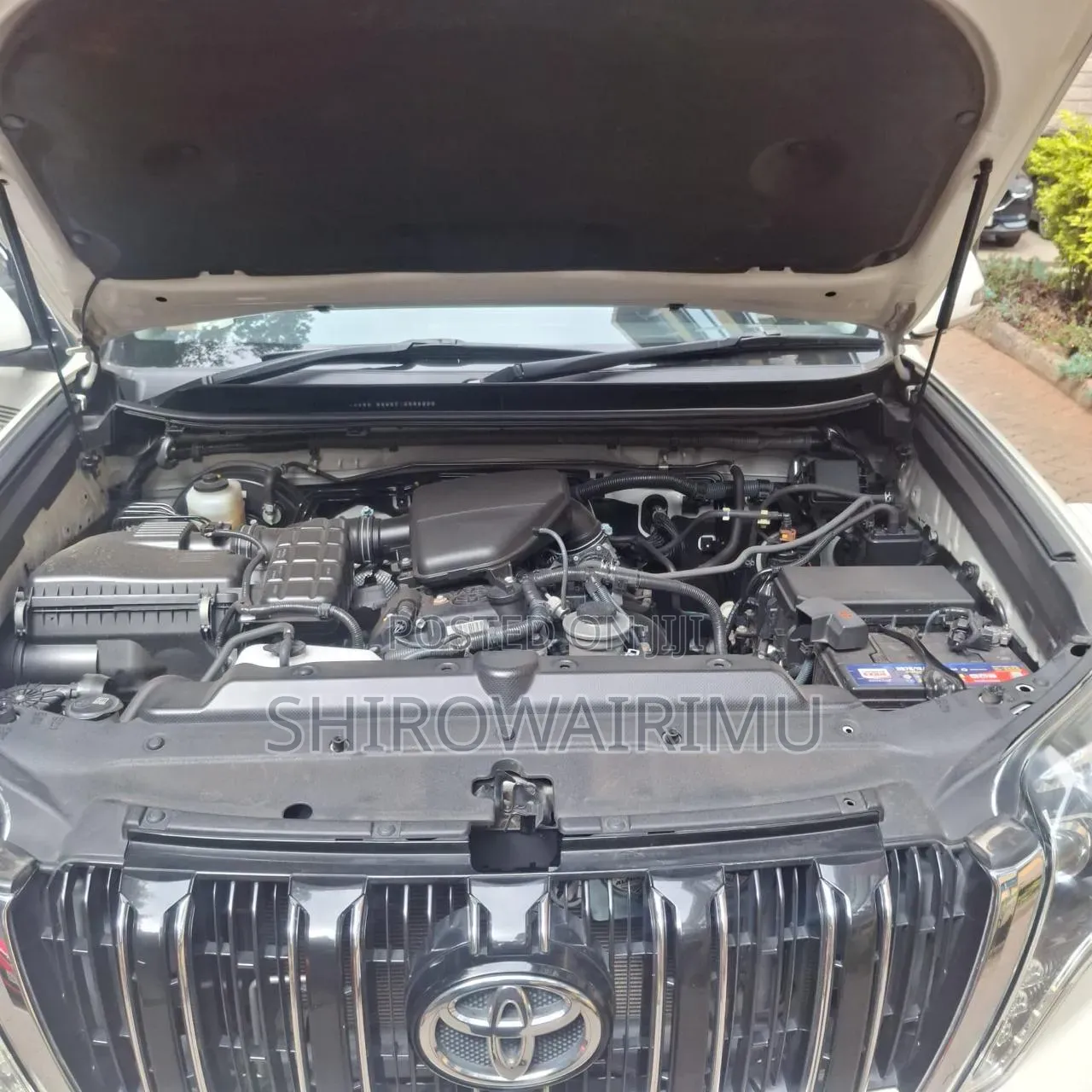 Toyota Land Cruiser Prado 2018 Off white