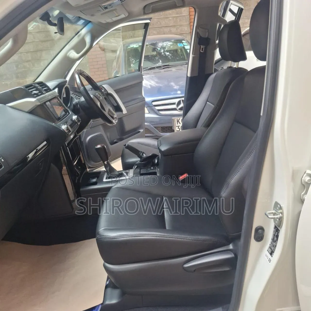 Toyota Land Cruiser Prado 2018 Off white