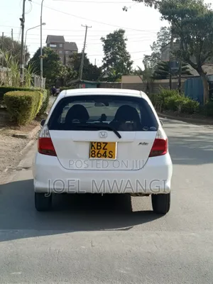 Honda Fit 2006 White