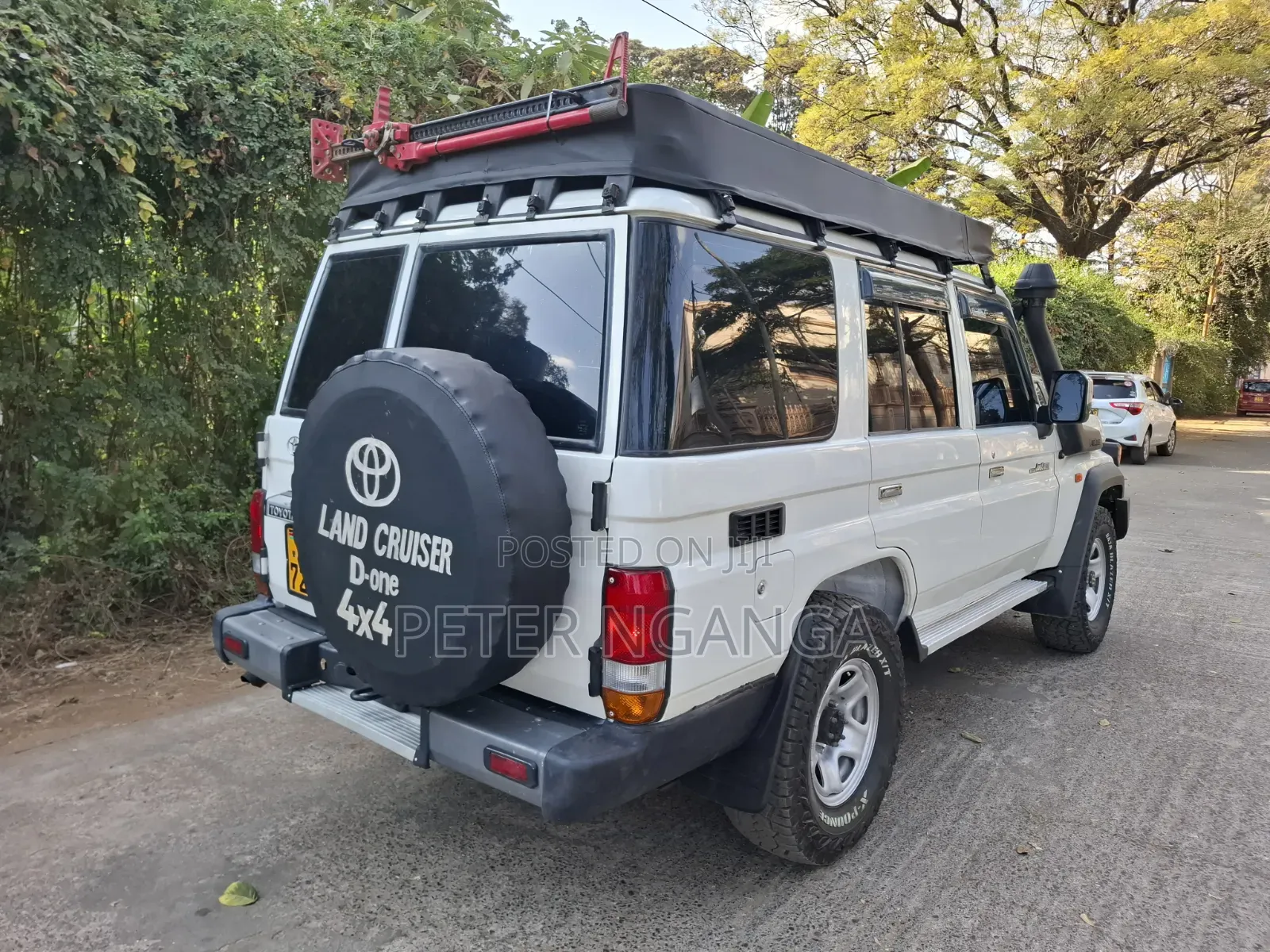 Toyota Land Cruiser 2012 White