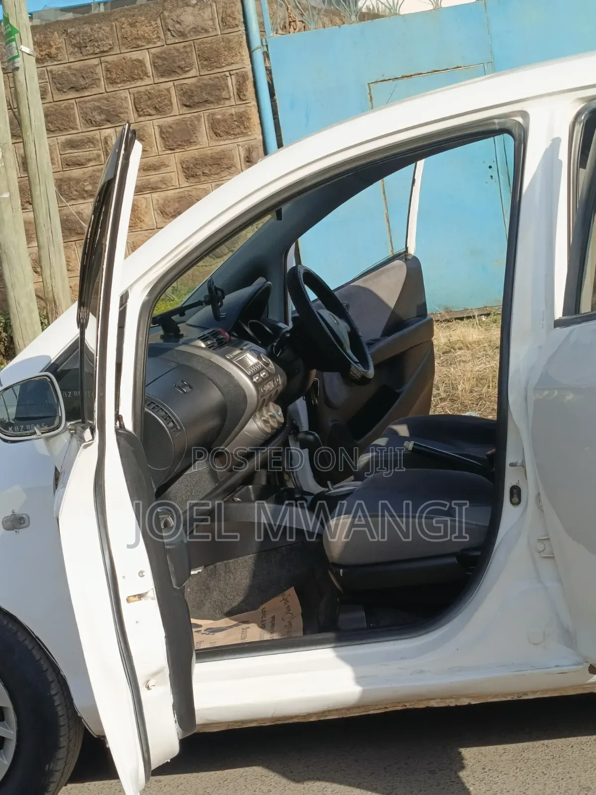 Honda Fit 2006 White