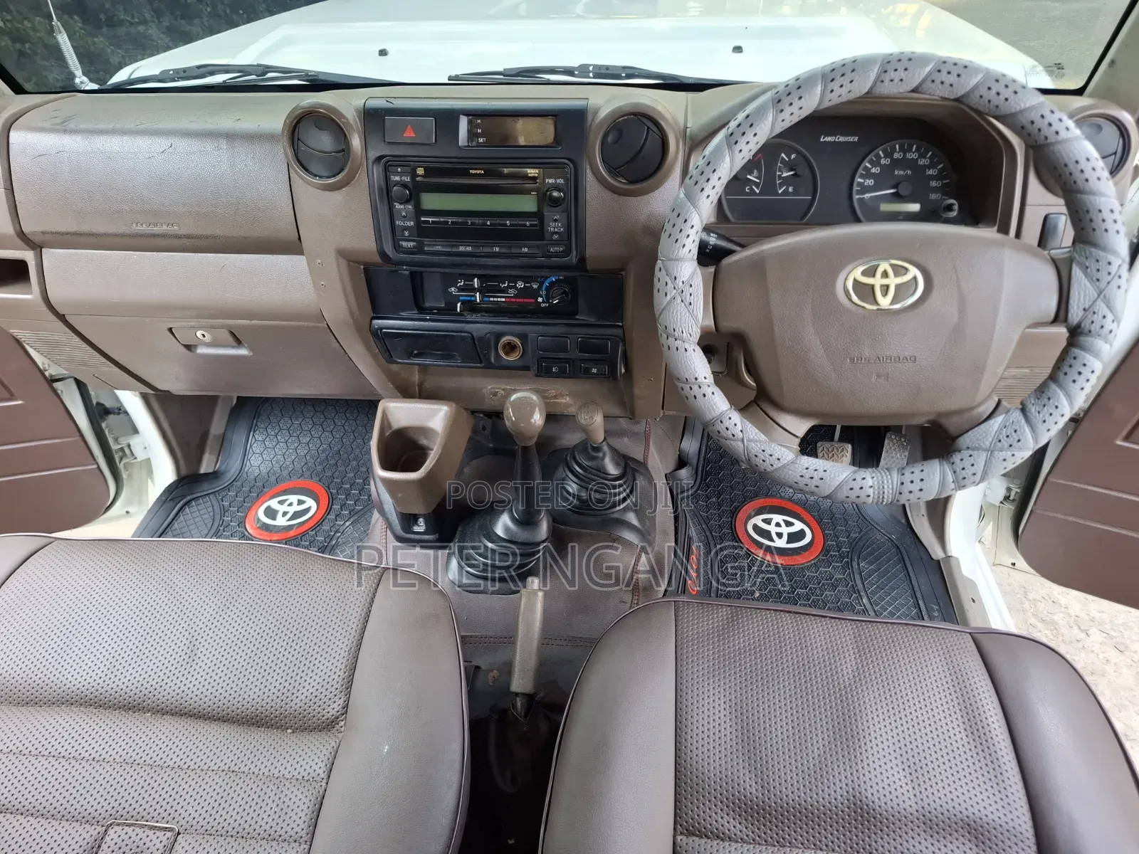 Toyota Land Cruiser 2012 White