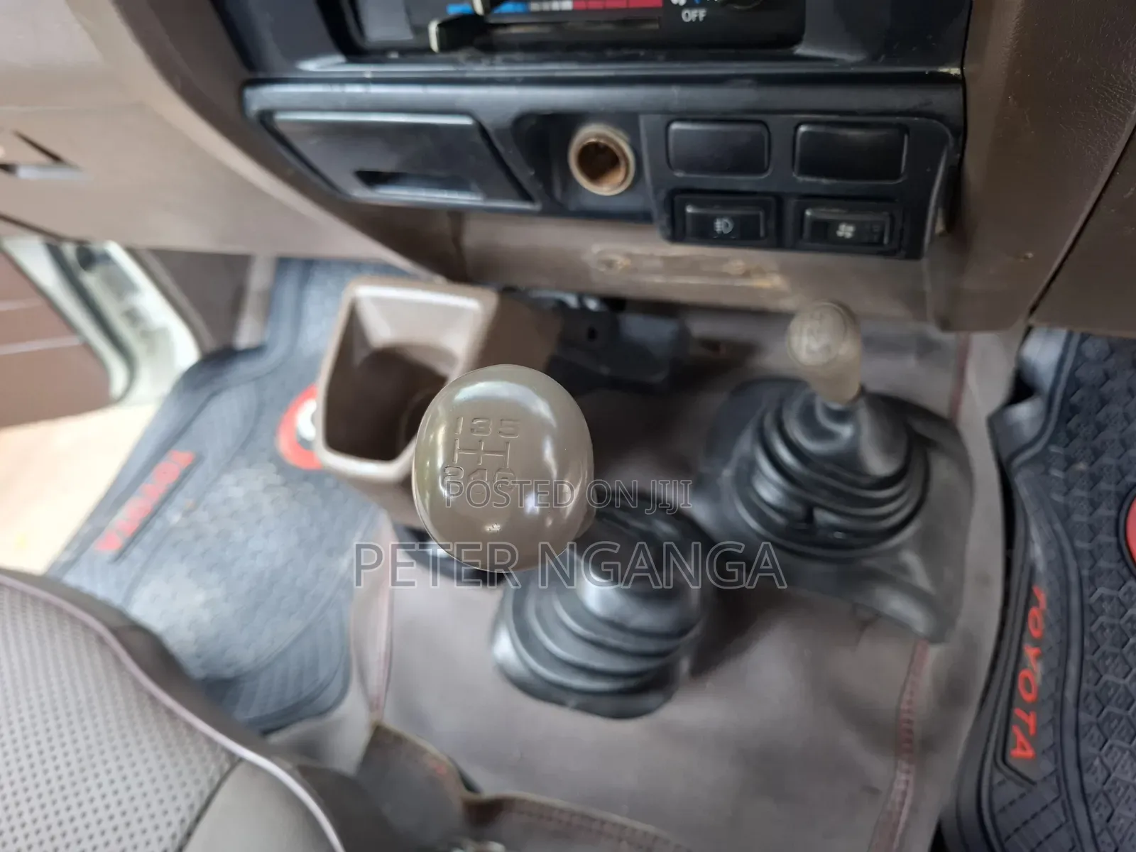 Toyota Land Cruiser 2012 White