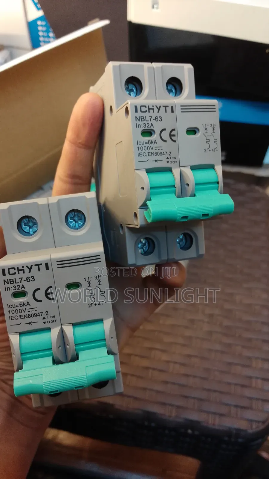DC 2pole 32A Circuit Breaker