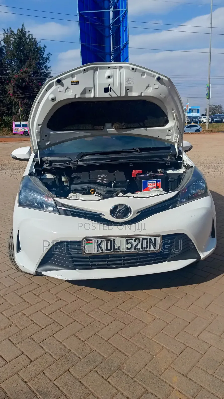 Toyota Vitz 2015 White