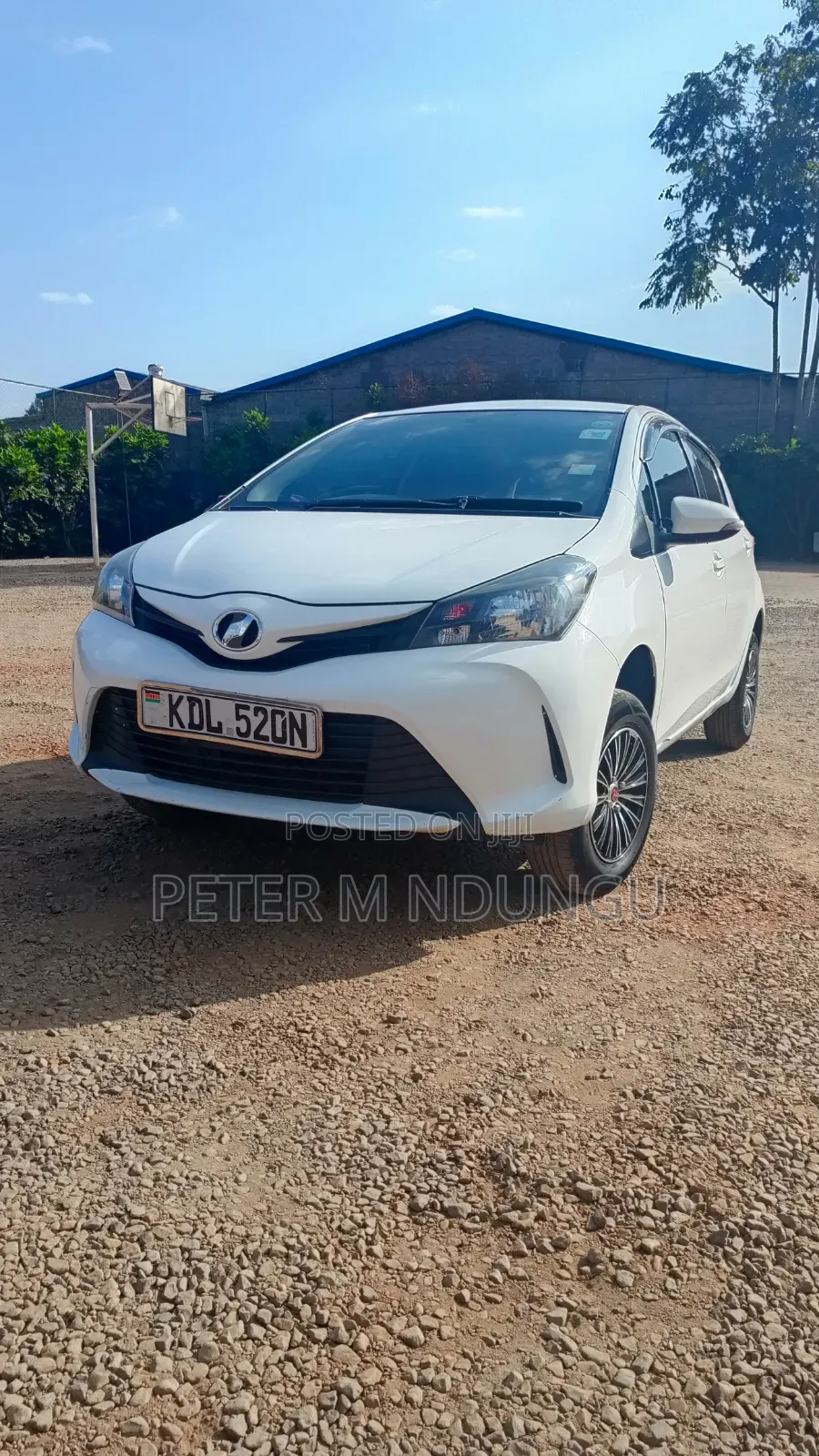 Toyota Vitz 2015 White