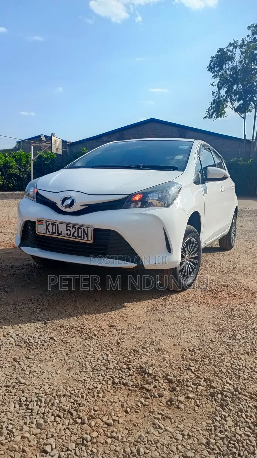 Toyota Vitz 2015 White