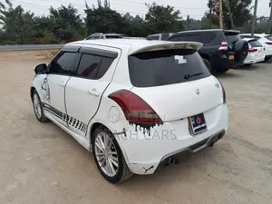 Suzuki Swift 2015 White
