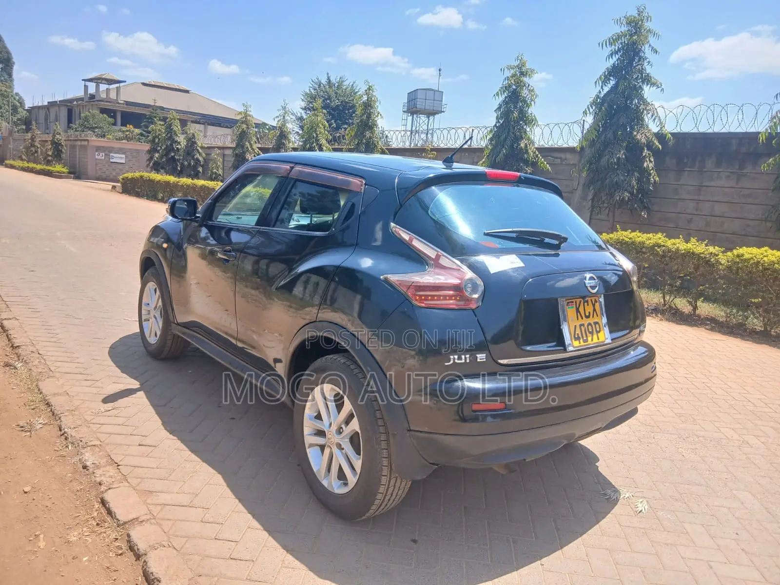 Nissan Juke 2012 Black