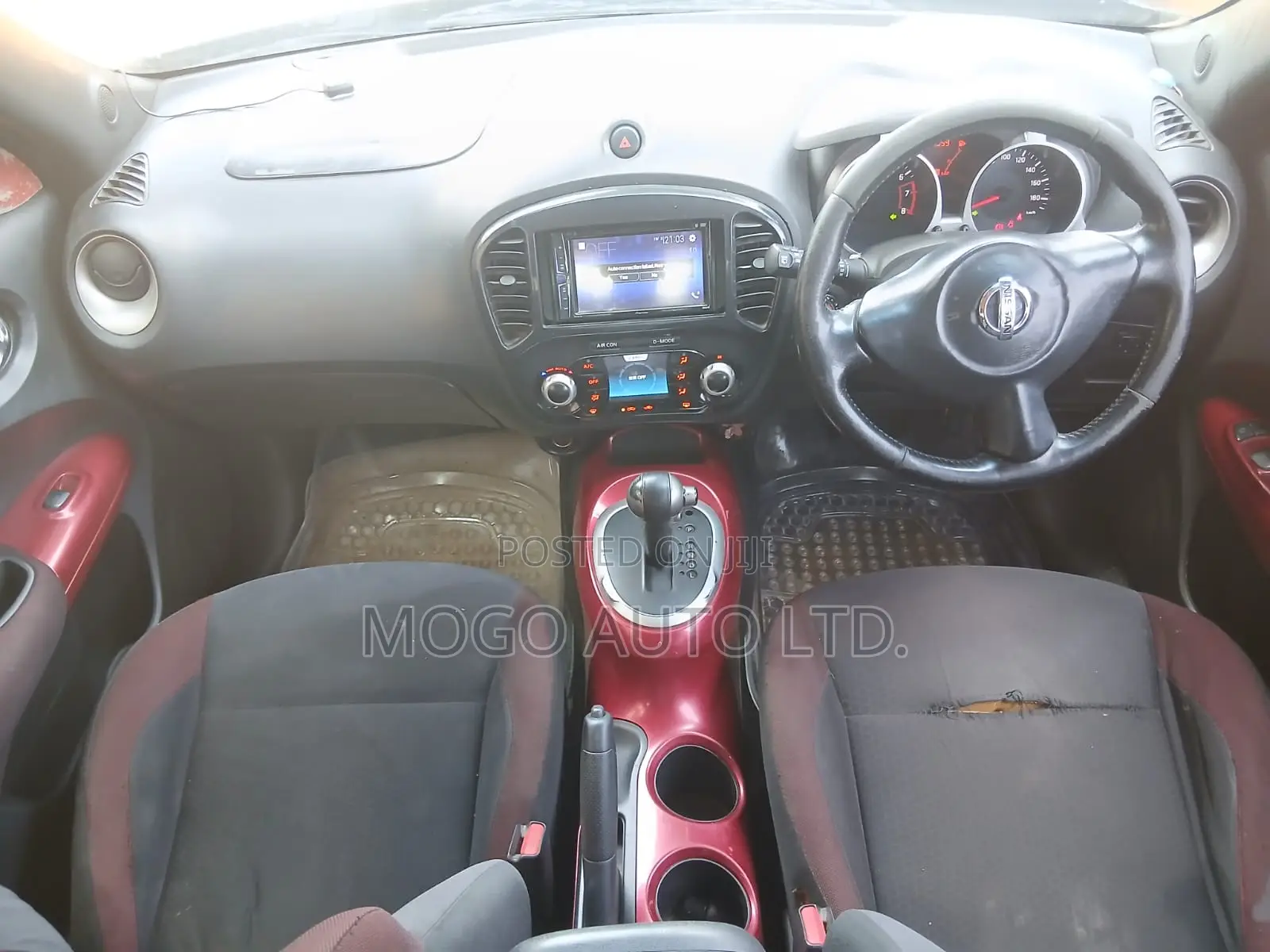 Nissan Juke 2012 Black
