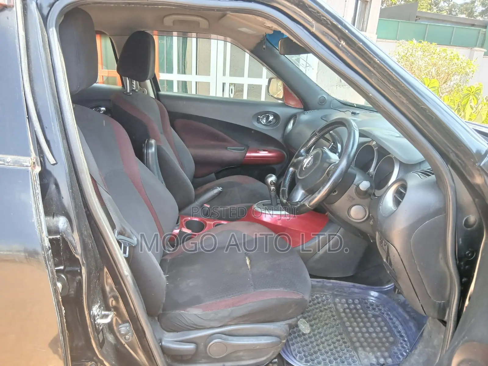Nissan Juke 2012 Black