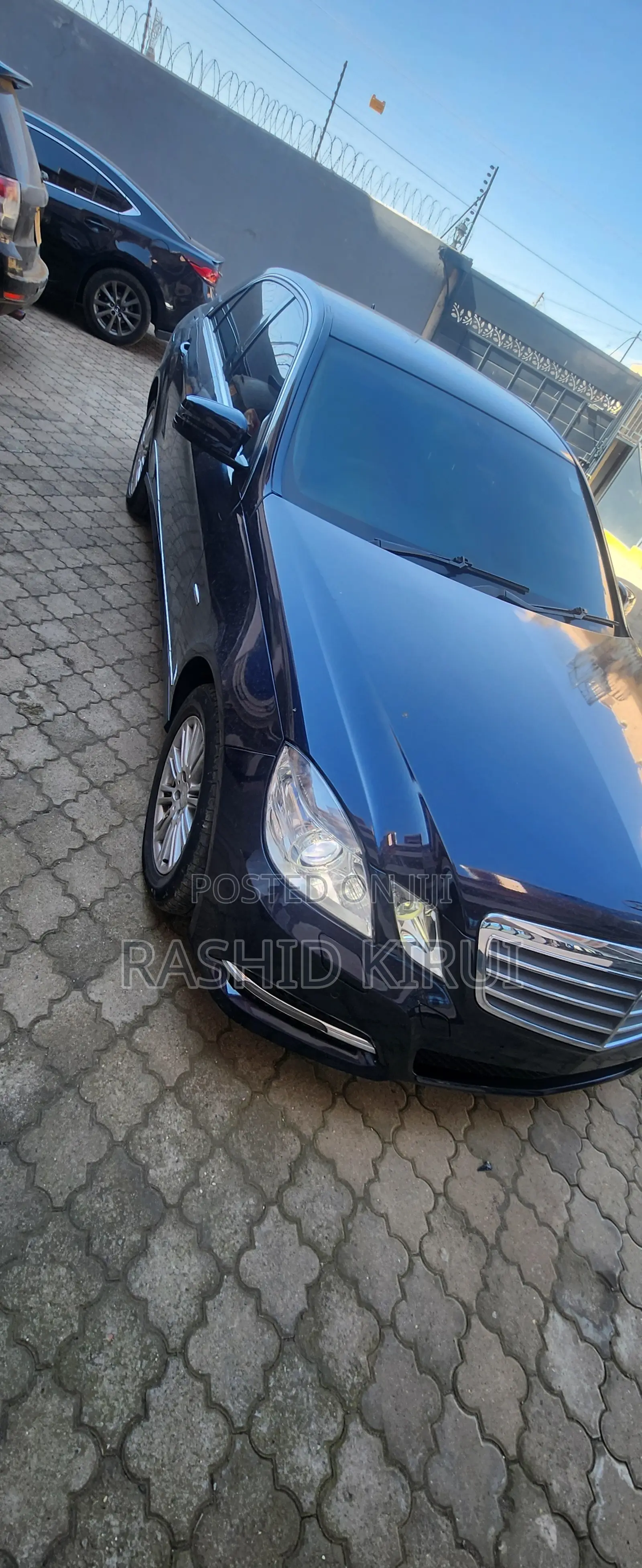 Mercedes-Benz E250 2012 Blue