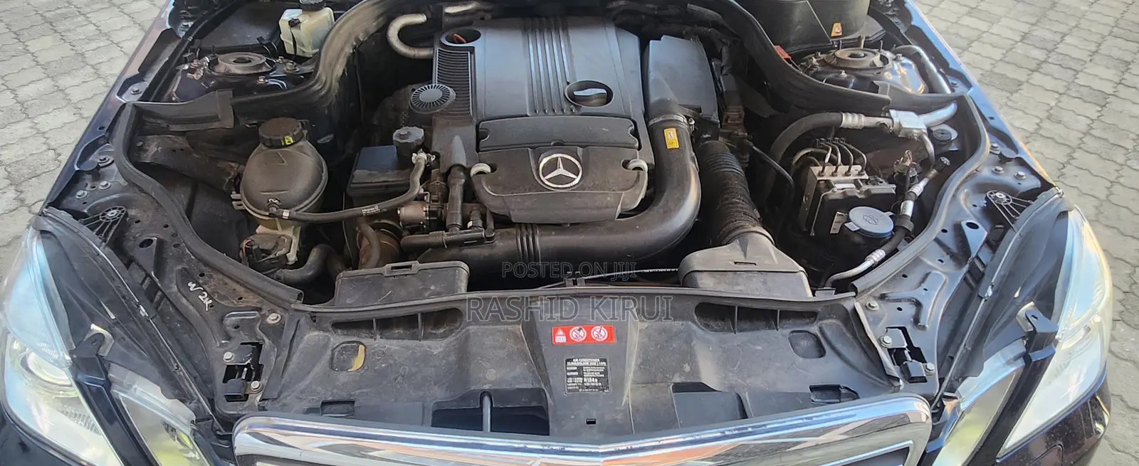 Mercedes-Benz E250 2012 Blue