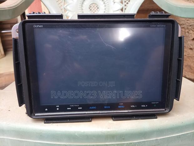 Original Honda Vezel/Fit Radio / Head Unit (Panasonic Gathers)