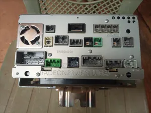 Original Honda Vezel/Fit Radio / Head Unit (Panasonic Gathers)