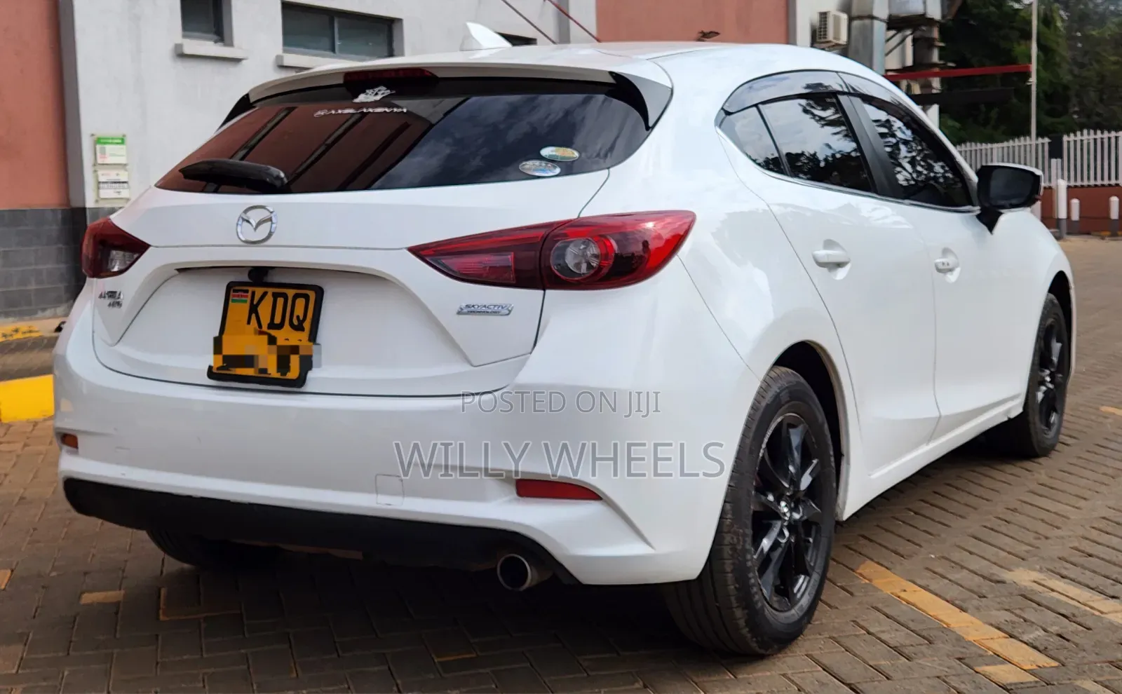 Mazda Axela 2017 White