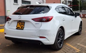 Mazda Axela 2017 White