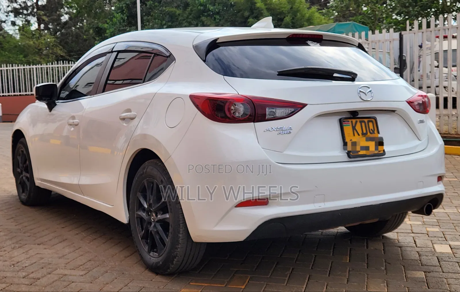 Mazda Axela 2017 White