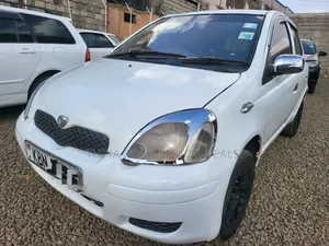 Toyota Vitz 2004 White
