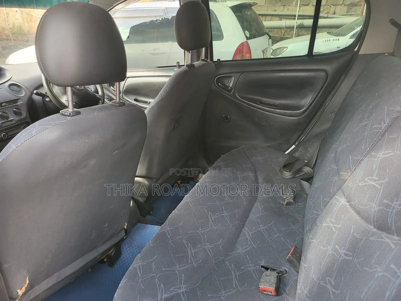 Toyota Vitz 2004 White