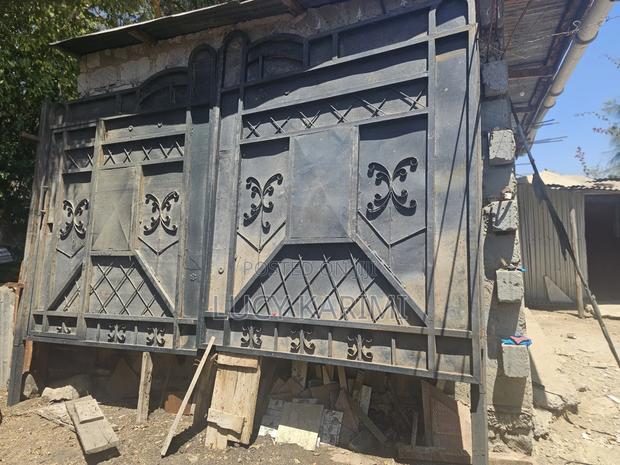 Double Gate