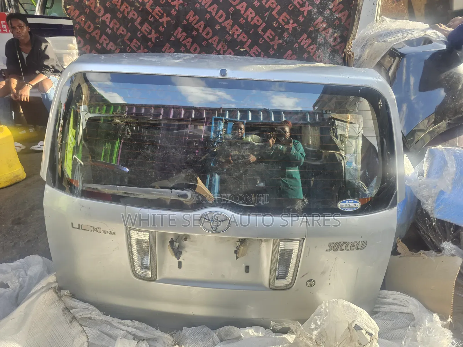 Succeed Boot/Tailgate