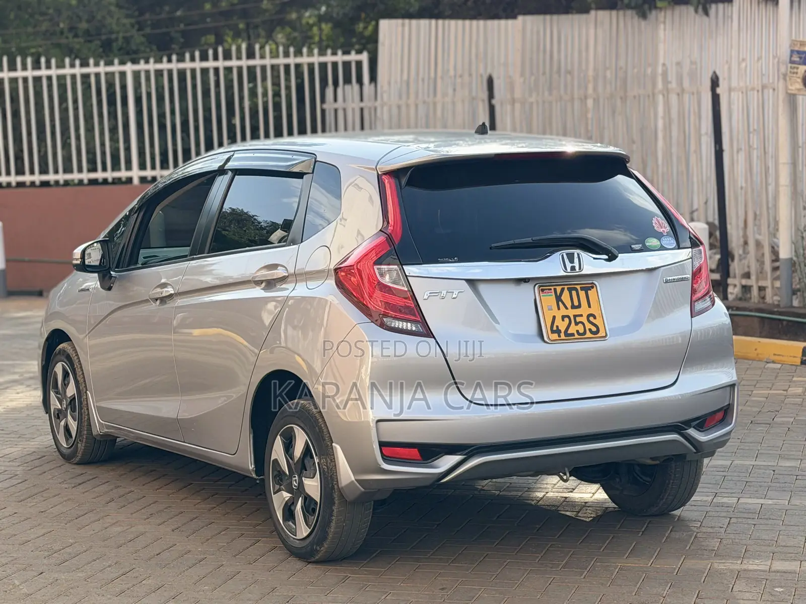 Honda Fit 2018 Silver