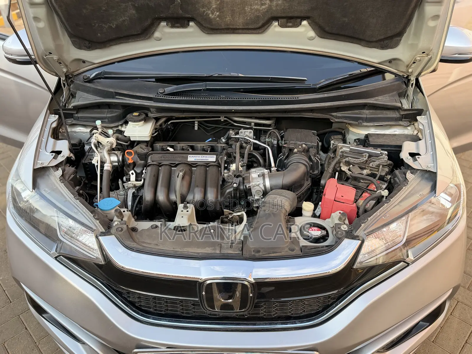 Honda Fit 2018 Silver