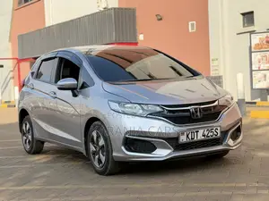 Honda Fit 2018 Silver