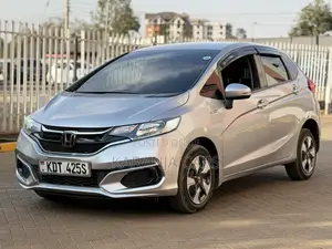 Honda Fit 2018 Silver