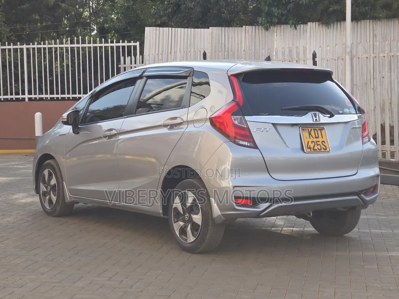 Honda Fit 2018 Silver
