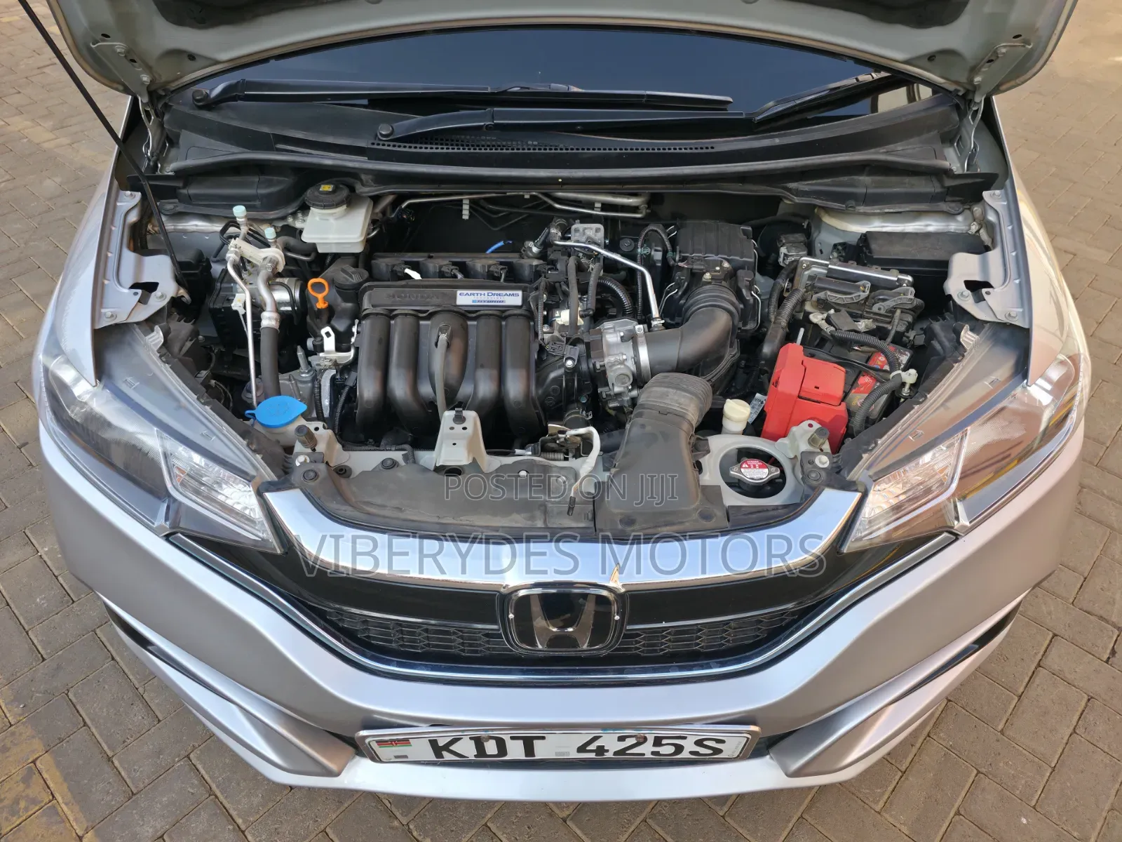 Honda Fit 2018 Silver