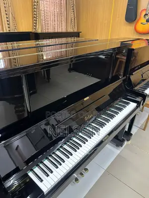 Atlas 30 C Upright Piano