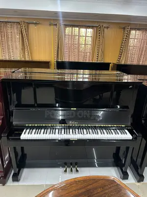 Atlas 30 C Upright Piano