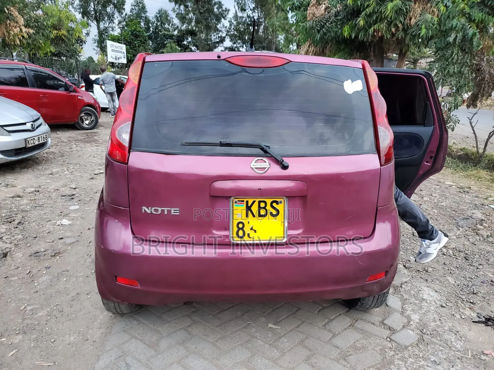 Nissan Note 2006 Purple