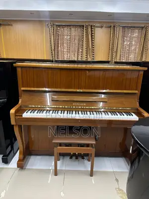 Marchen H2W Upright Piano