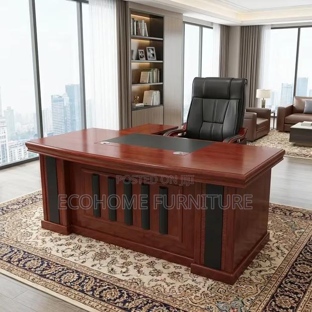 1.6m Executive Office Desk Large Wooden With Leather Top