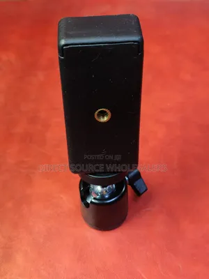 Universal Smartphone Tripod Holder Mount