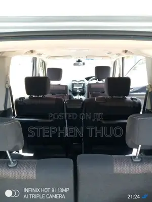 Nissan Serena 2015 Silver