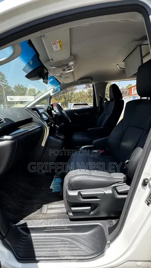 Toyota Vellfire 2019 White