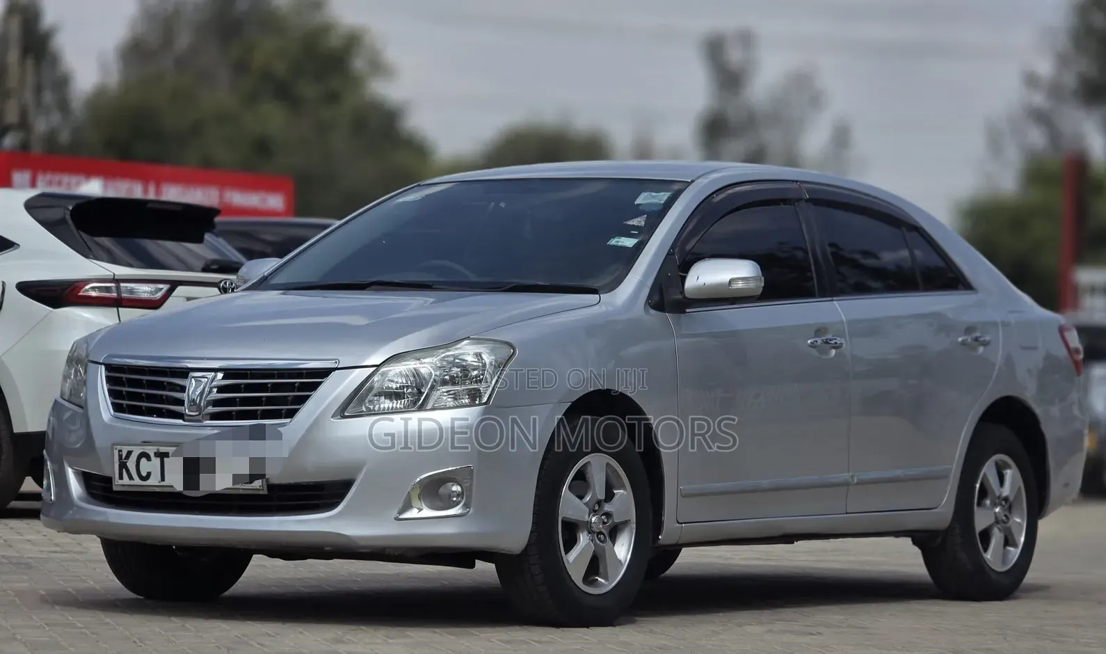 Toyota Premio 2012 Silver