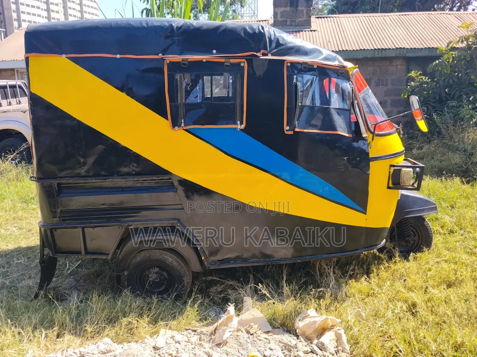 Piaggio Scooter 2021 Yellow