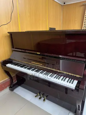 Gershwin No 130 Upright Piano