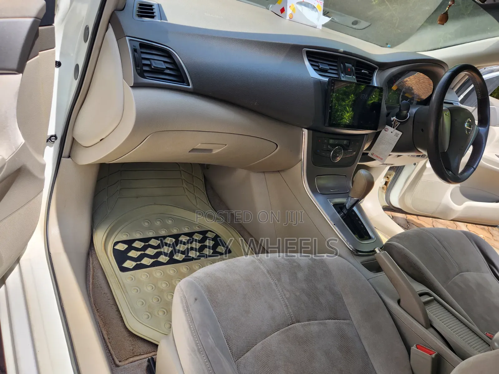 Nissan Sylphy 2012 White