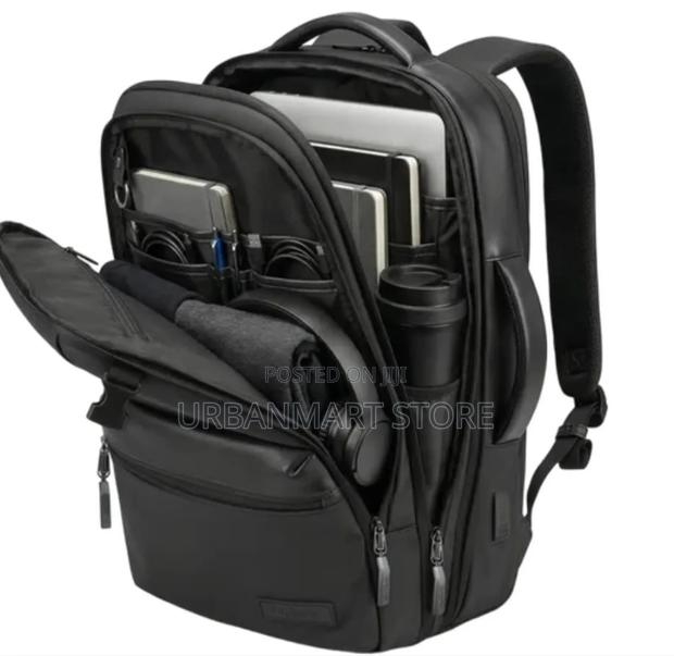 Oraimo MegaCarry Expandable Waterproof Laptop Backpack - main view
